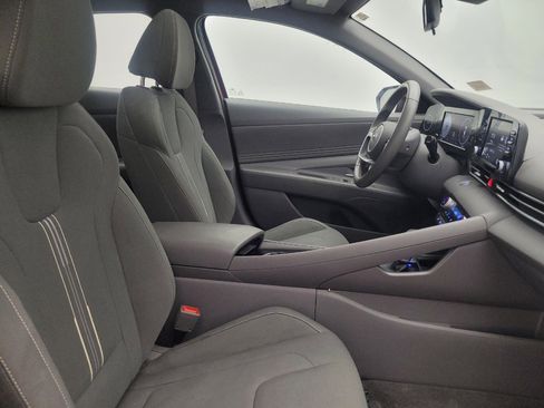 Used 2022 Hyundai Elantra SEL w/ Convenience + Premium Package FWD image 21