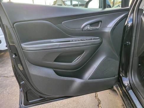 Used 2022 Buick Encore Preferred w/ Safety Package image 14