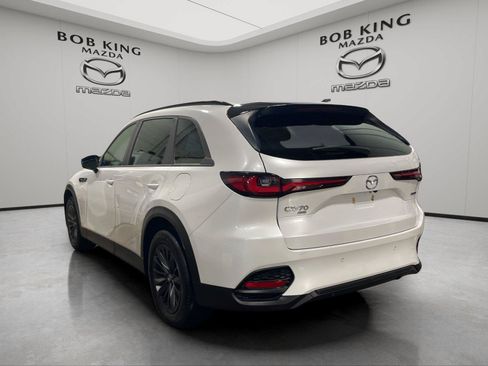 Used 2025 MAZDA CX-70 3.3 Turbo w/ Preferred Package AWD/4WD image 3