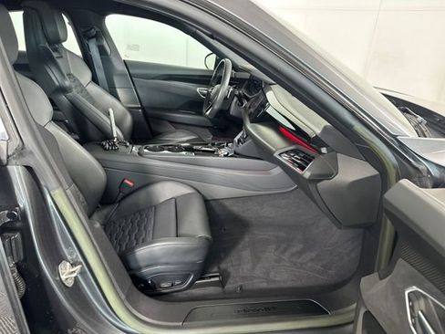 Used 2023 Audi e-tron GT Premium Plus w/ Performance Package image 28
