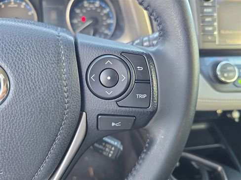 Used 2017 Toyota RAV4 XLE image 23