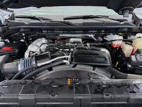 Used 2024 GMC Sierra 2500 Denali Ultimate image 32