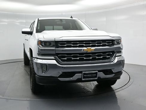 Used 2018 Chevrolet Silverado 1500 LTZ AWD/4WD image 50