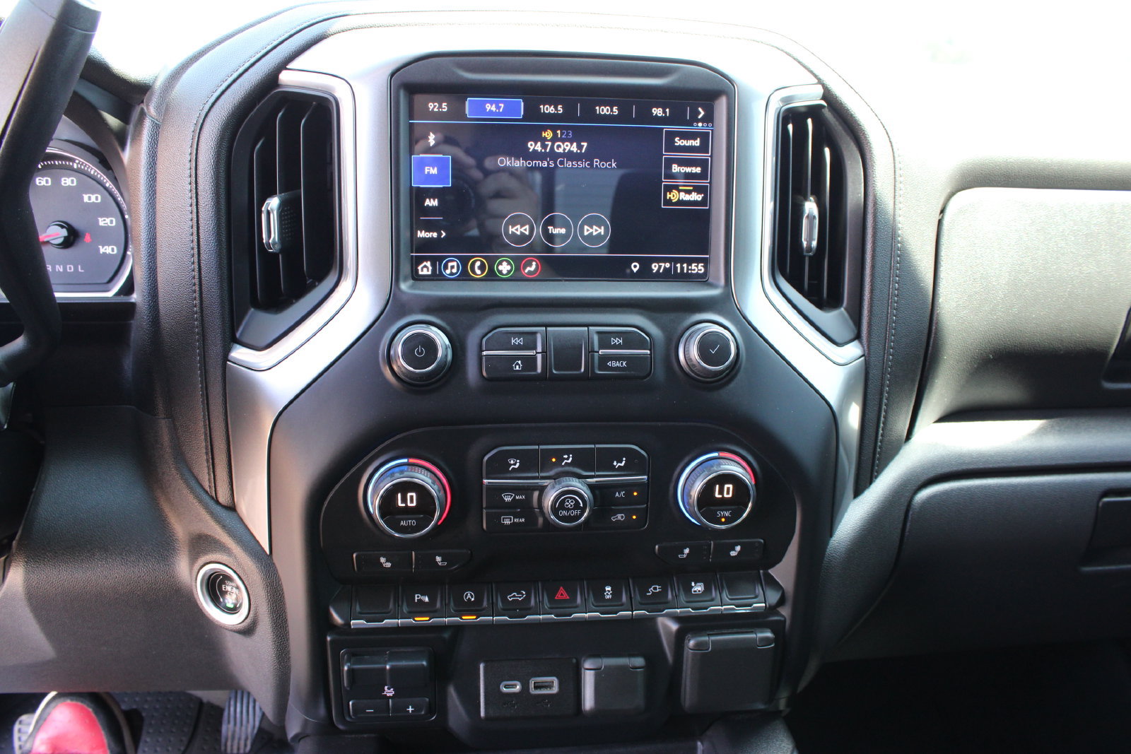 Used 2019 Chevrolet Silverado 1500 RST w/ All-Star Edition AWD/4WD image 14