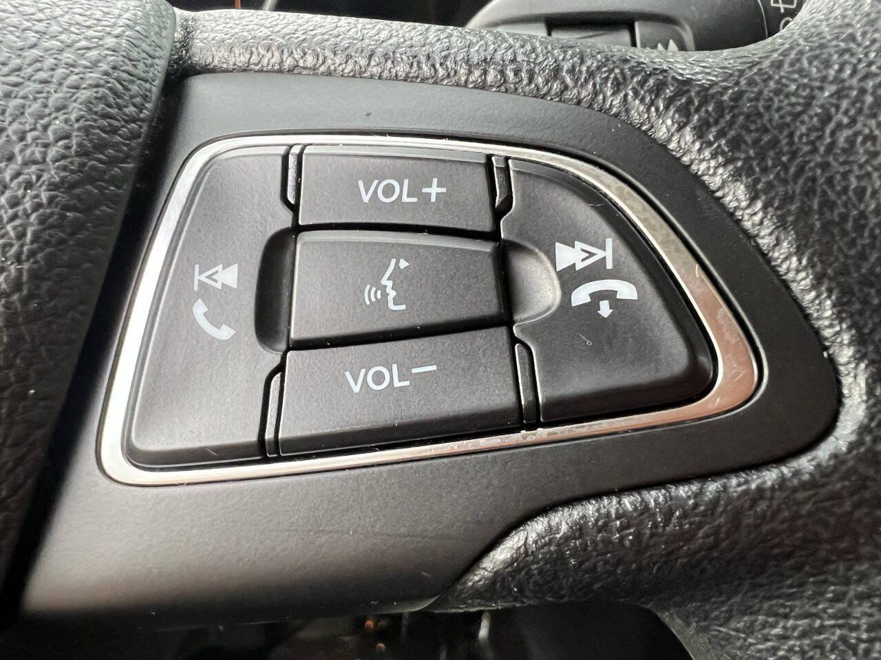 Used 2016 Ford Focus SE FWD image 16