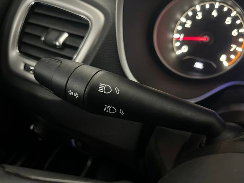 Used 2018 Jeep Compass Sport w/ Cold Weather Group AWD/4WD image 60
