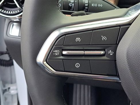 New 2026 Chevrolet Equinox ACTIV w/ Convenience Package III image 9