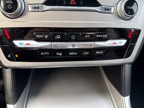 Certified 2022 Ford Explorer XLT w/ Equipment Group 202A image 26