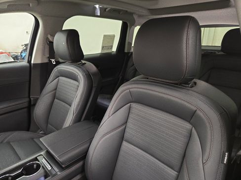 New 2026 Lincoln Nautilus Reserve image 9