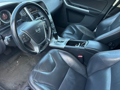 Used 2011 Volvo XC60 T6 AWD/4WD image 10