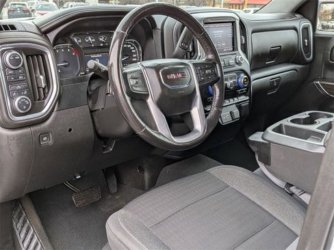 Used 2022 GMC Sierra 1500 SLE image 10