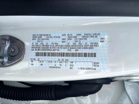 Used 2024 Lincoln Corsair Grand Touring w/ Equipment Group 301A image 21