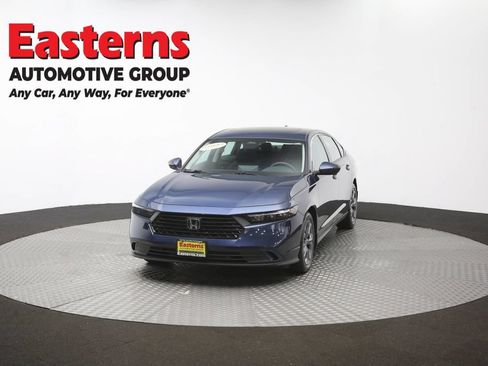 Used 2023 Honda Accord EX image 55