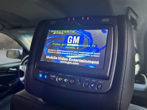 Used 2015 GMC Yukon XL SLT image 17