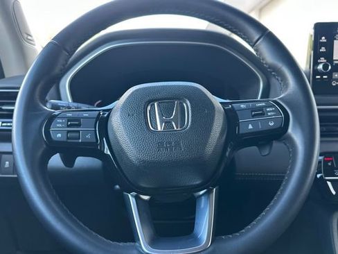 Certified 2024 Honda Pilot Touring image 23