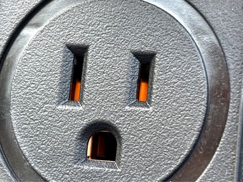 Used 2023 Chevrolet Silverado 1500 Custom image 19