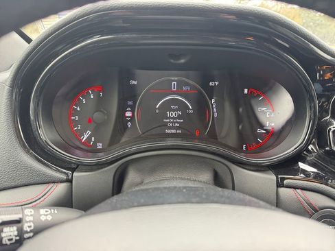 Used 2024 Dodge Durango GT image 38