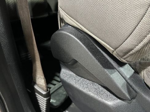 Used 2018 Ford F150 XLT w/ Trailer Tow Package image 15