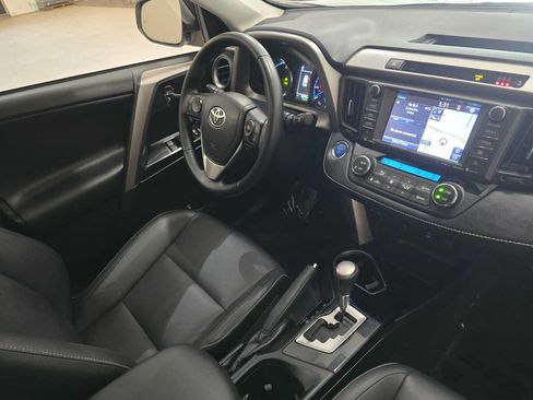 Used 2018 Toyota RAV4 Limited w/ Advanced Technology Package AWD/4WD image 28
