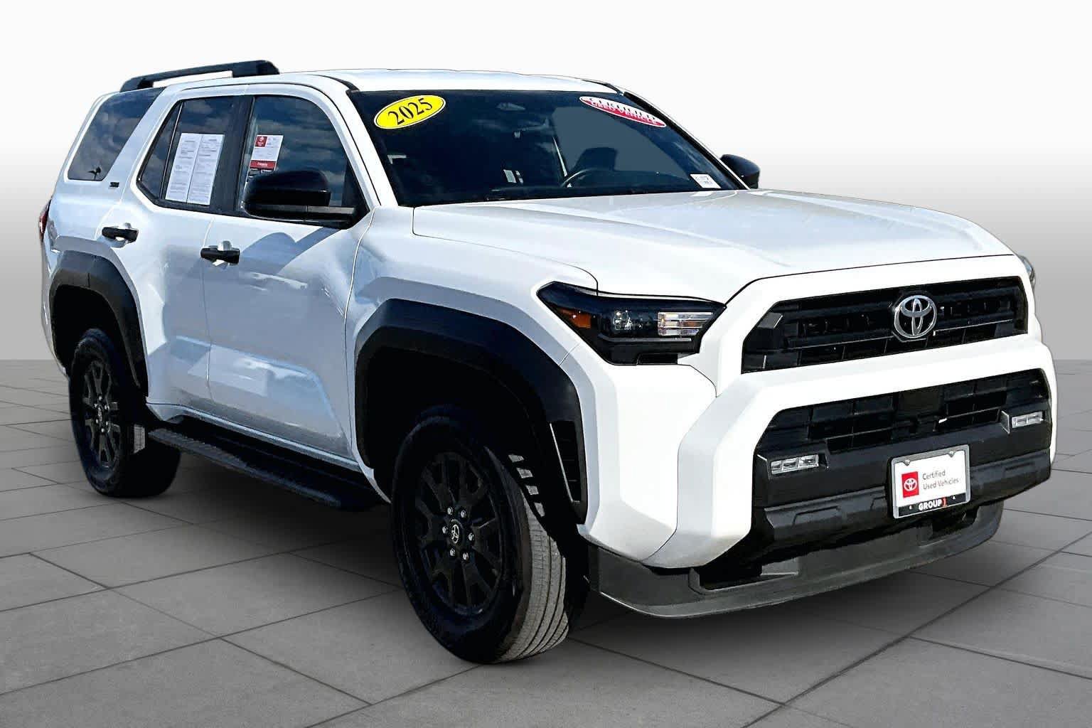 Certified 2025 Toyota 4Runner SR5 AWD/4WD image 2