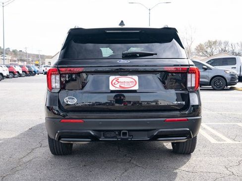 Used 2025 Ford Explorer ST-Line image 4