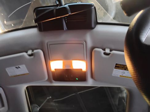 Used 2023 Mitsubishi Outlander SEL image 40