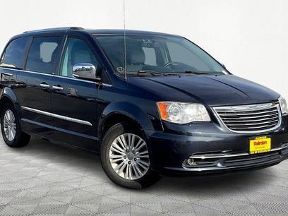 Used 2013 Chrysler Town & Country Limited w/ Luxury Group