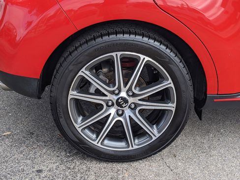 Certified 2017 Kia Soul ! w/ Tech Package image 9