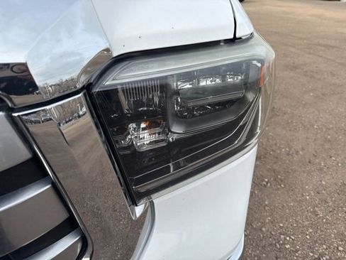 Used 2018 Toyota Tundra Limited image 11