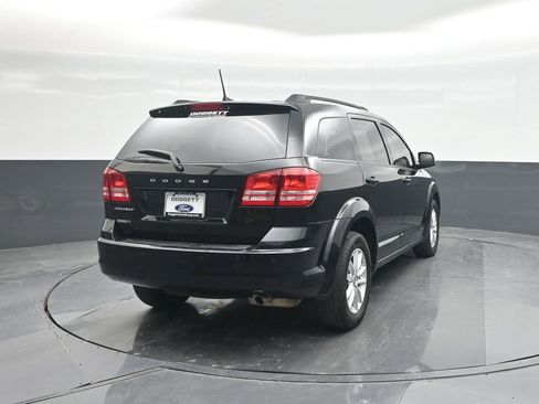 Used 2020 Dodge Journey SE w/ SE Popular Equipment Group image 24