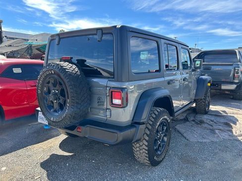 Used 2023 Jeep Wrangler Unlimited AWD/4WD image 12