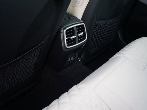 Certified 2025 Genesis G70 3.3T Advanced w/ Sport Prestige Package image 19