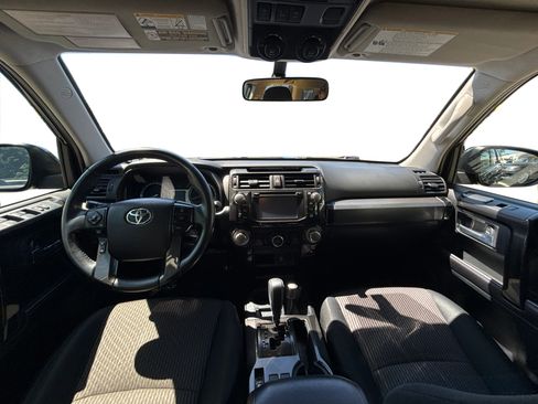 Used 2016 Toyota 4Runner Trail AWD/4WD image 11