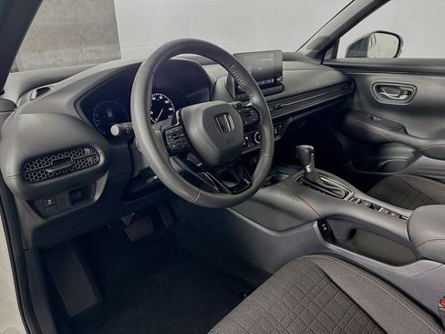 Certified 2024 Honda HR-V Sport image 9