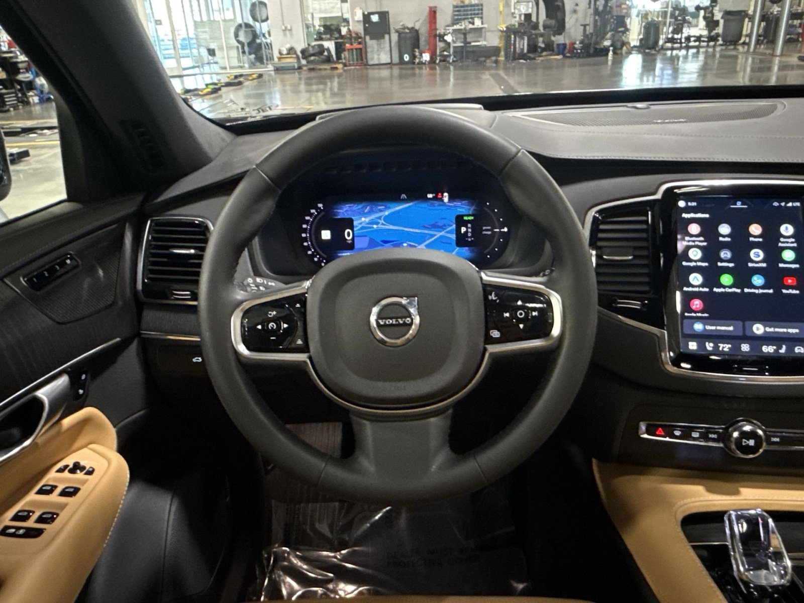 Used 2024 Volvo XC90 T8 Ultimate w/ Protection Package Premier AWD/4WD image 16