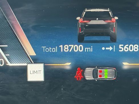 Used 2025 BMW X1 xDrive28i image 25