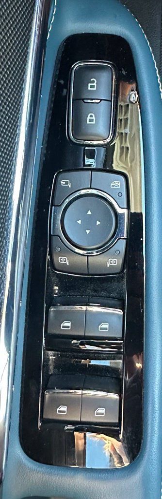 Used 2020 Lincoln Corsair Reserve w/ Elements Package AWD/4WD image 22