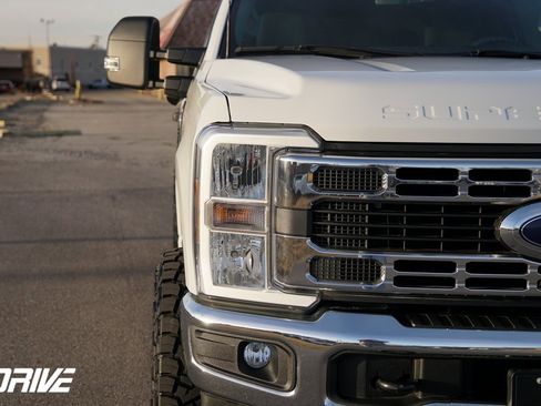 Used 2023 Ford F350 XLT image 4