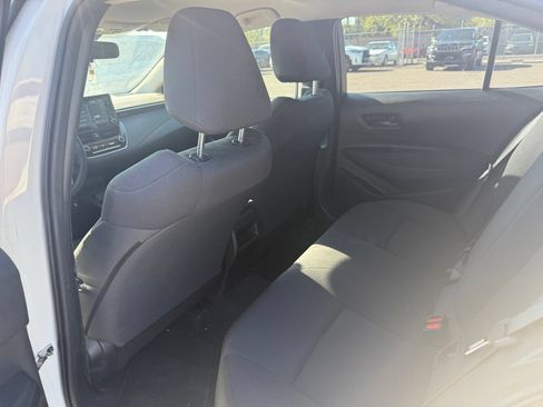 Used 2022 Toyota Corolla LE FWD image 11
