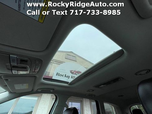 Used 2025 Kia Telluride S image 31