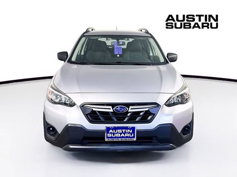 Used 2021 Subaru Crosstrek 2.0i AWD/4WD image 2