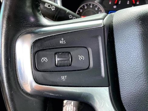 Used 2019 Chevrolet Blazer L FWD image 16