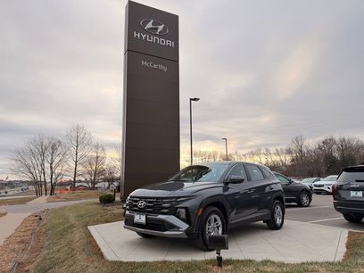 Used 2025 Hyundai Tucson SE