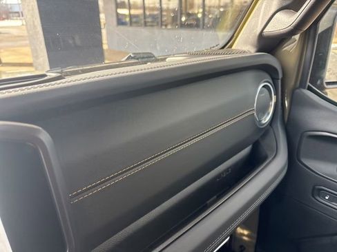 New 2026 Jeep Gladiator Sport image 25