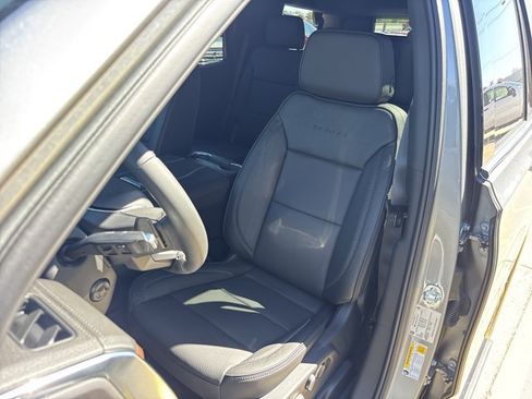 New 2026 GMC Yukon Denali w/ Denali Reserve Package AWD/4WD image 25