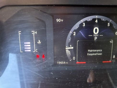 Used 2025 Toyota 4Runner SR5 RWD image 7