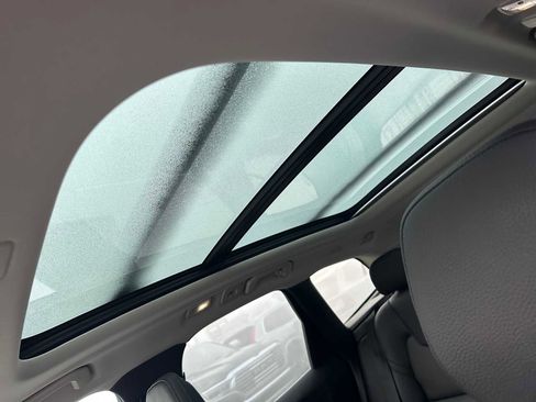 Certified 2023 Volvo XC60 T8 Plus w/ Protection Package Premier image 23