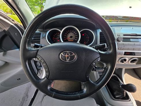 Used 2011 Toyota Tacoma 4x4 Double Cab w/ TRD Off-Road Pkg w/JBL Audio image 34