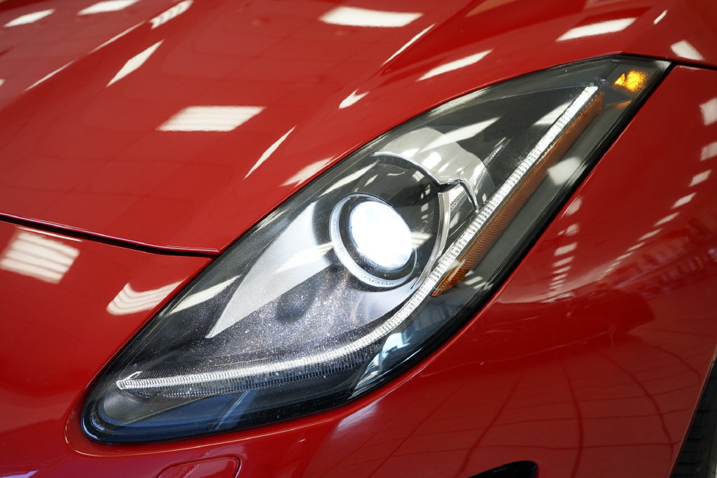 Used 2017 Jaguar F-TYPE Coupe RWD image 21