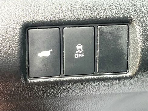 Used 2023 Honda Pilot Touring image 10